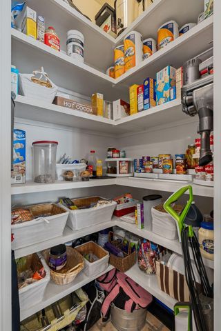 4 Bristol, Hattiesburg, MS 39402