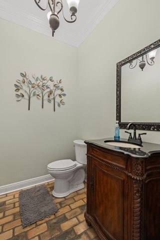 4 Bristol, Hattiesburg, MS 39402