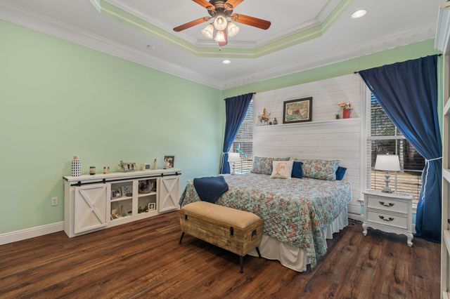 4 Bristol, Hattiesburg, MS 39402