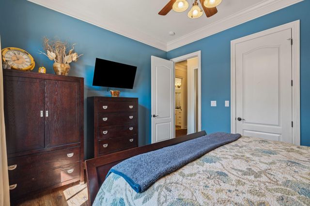 4 Bristol, Hattiesburg, MS 39402