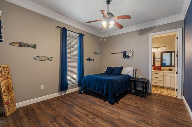 4 Bristol, Hattiesburg, MS 39402