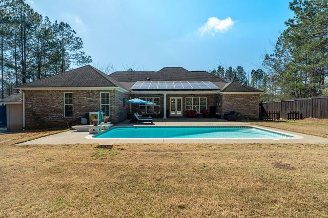 4 Bristol, Hattiesburg, MS 39402