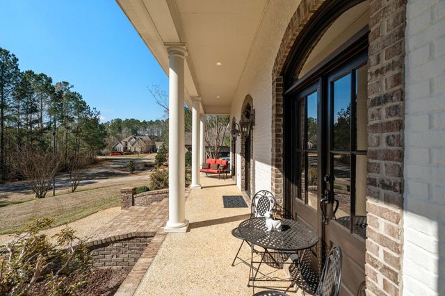 4 Bristol, Hattiesburg, MS 39402