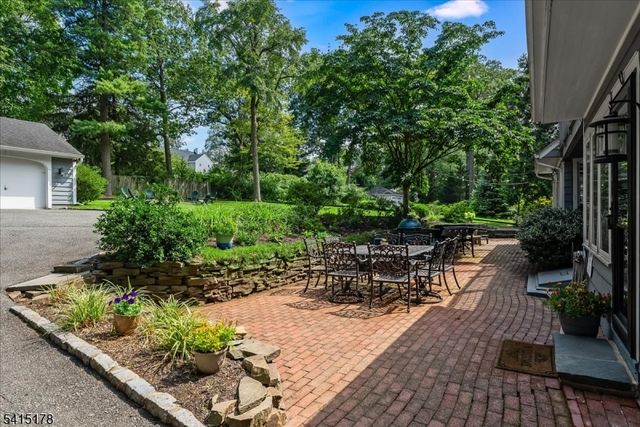 51 Afterglow Ave, Verona Twp., NJ 07044