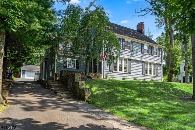 51 Afterglow Ave, Verona Twp., NJ 07044