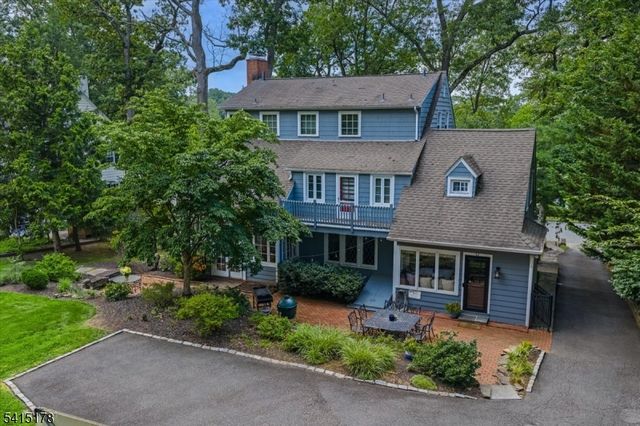 51 Afterglow Ave, Verona Twp., NJ 07044