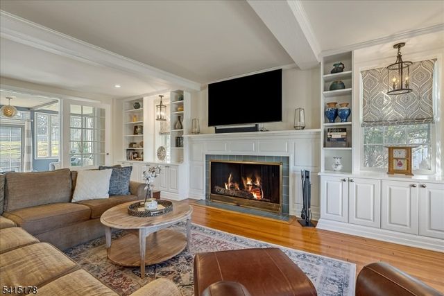 51 Afterglow Ave, Verona Twp., NJ 07044