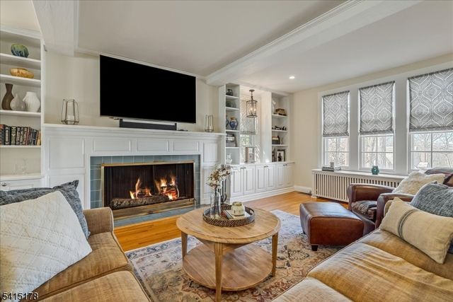 51 Afterglow Ave, Verona Twp., NJ 07044