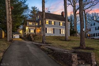 51 Afterglow Ave, Verona Twp., NJ 07044