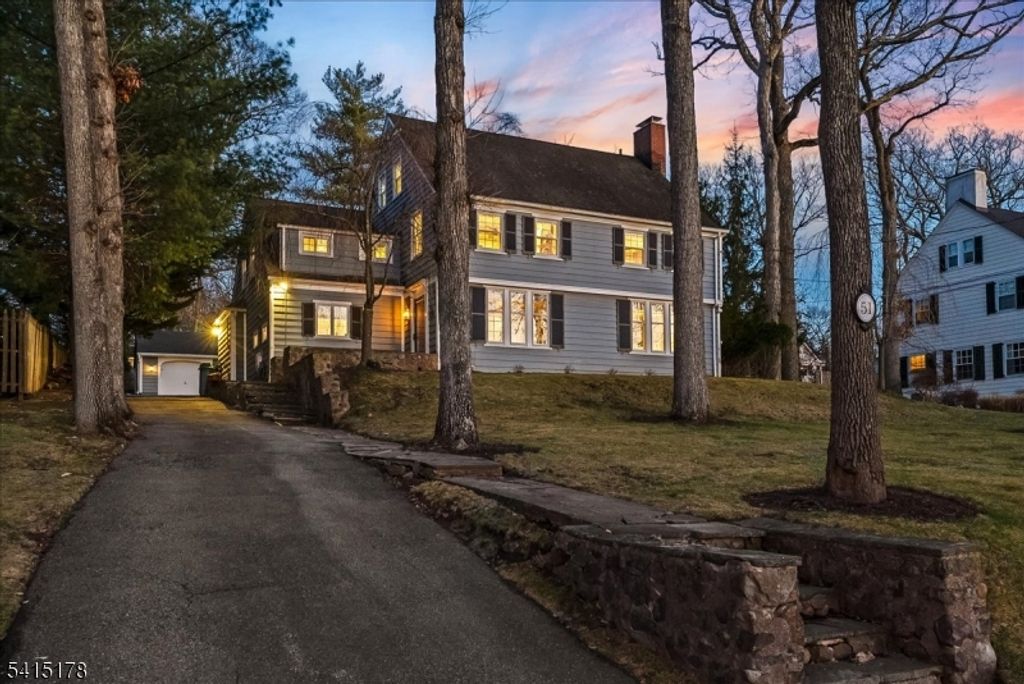 51 Afterglow Ave, Verona Twp., NJ 07044