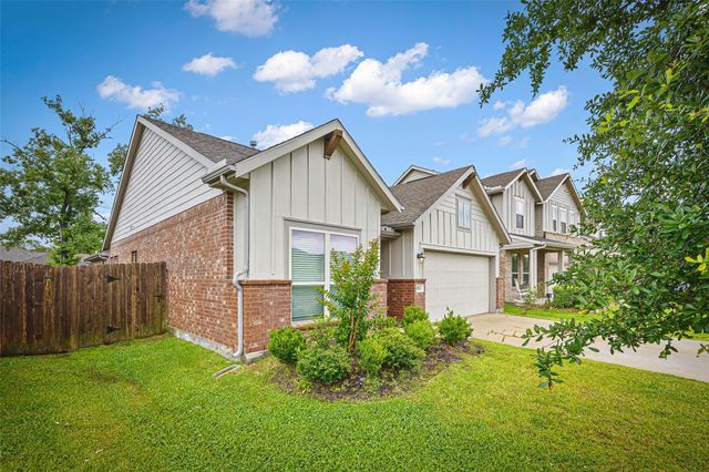 913 Breech Drive, Crosby, TX 77532
