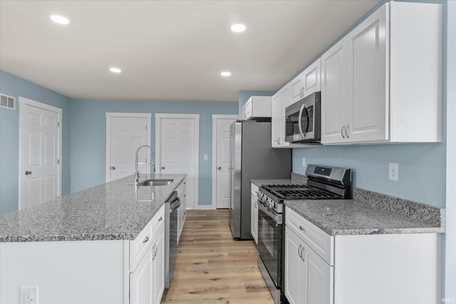 11858 Ridgeview Drive, Plymouth, IN 46563