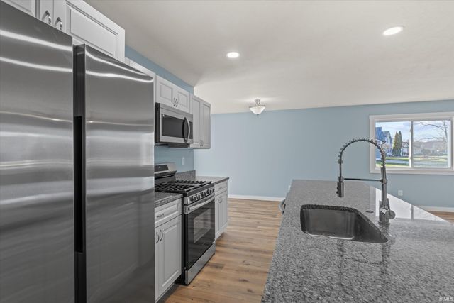 11858 Ridgeview Drive, Plymouth, IN 46563