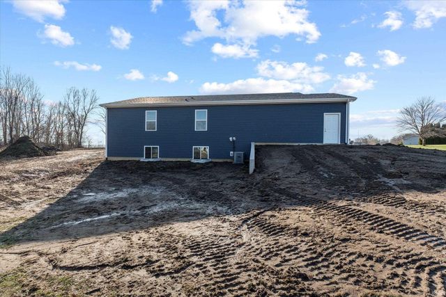 11858 Ridgeview Drive, Plymouth, IN 46563