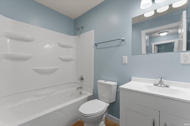 11858 Ridgeview Drive, Plymouth, IN 46563