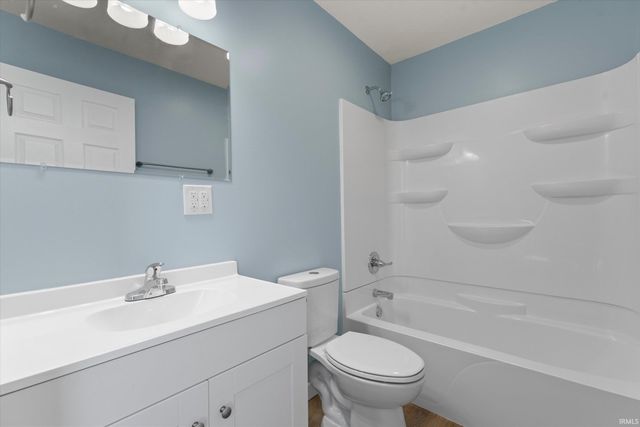 11858 Ridgeview Drive, Plymouth, IN 46563