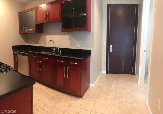 4575 DEAN MARTIN Drive 1402, Las Vegas, NV 89103