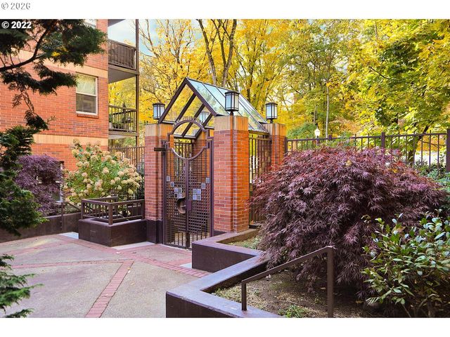 1500 Sw PARK Ave 206, Portland, OR 97201