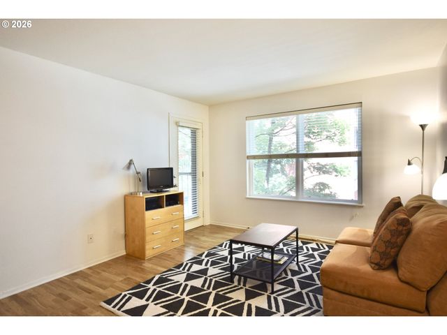 1500 Sw PARK Ave 206, Portland, OR 97201
