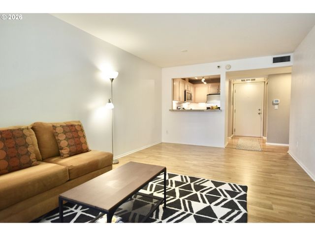 1500 Sw PARK Ave 206, Portland, OR 97201