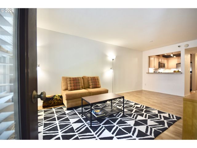 1500 Sw PARK Ave 206, Portland, OR 97201