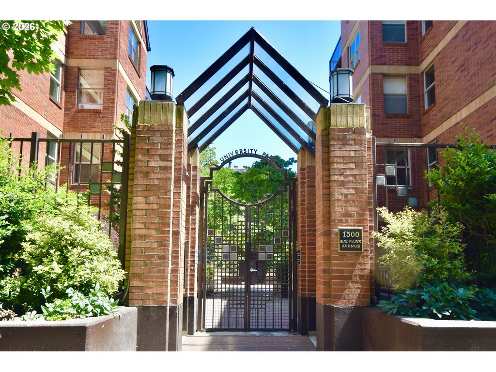 1500 Sw PARK Ave 206, Portland, OR 97201
