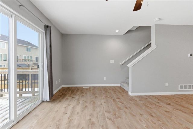 861 Grindstone Circle, Waterloo, IA 50702