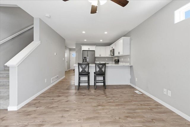 861 Grindstone Circle, Waterloo, IA 50702