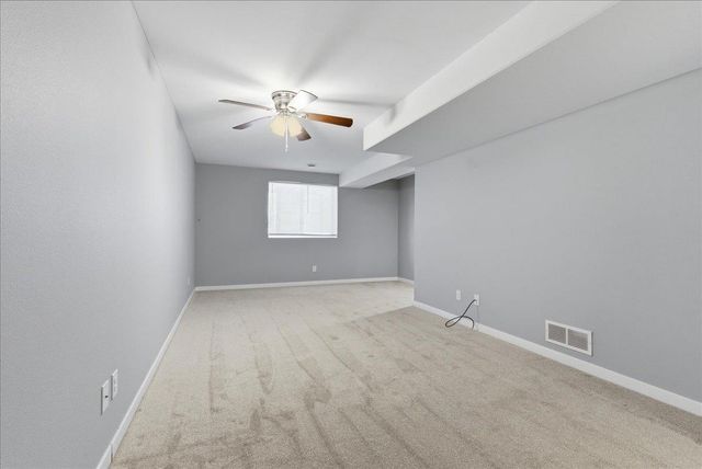 861 Grindstone Circle, Waterloo, IA 50702