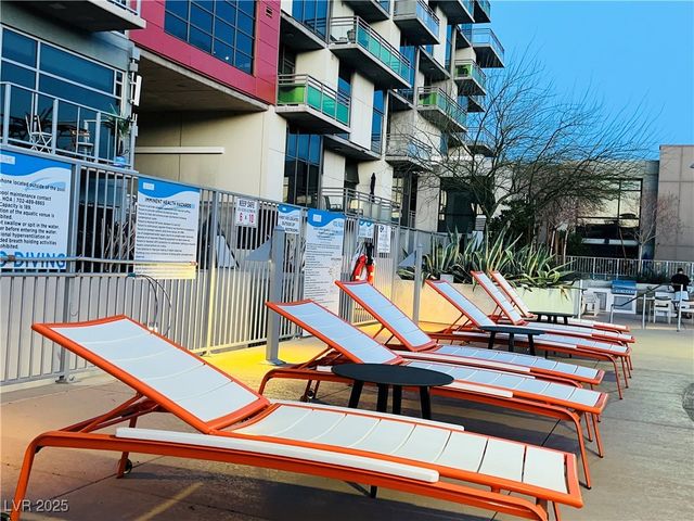 353 East Bonneville Avenue 209, Las Vegas, NV 89101