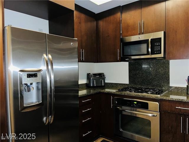 353 East Bonneville Avenue 209, Las Vegas, NV 89101