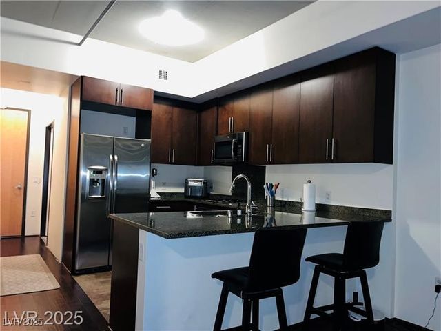 353 East Bonneville Avenue 209, Las Vegas, NV 89101