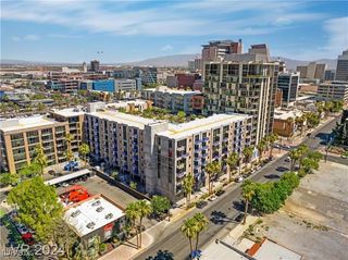 353 East Bonneville Avenue 209, Las Vegas, NV 89101