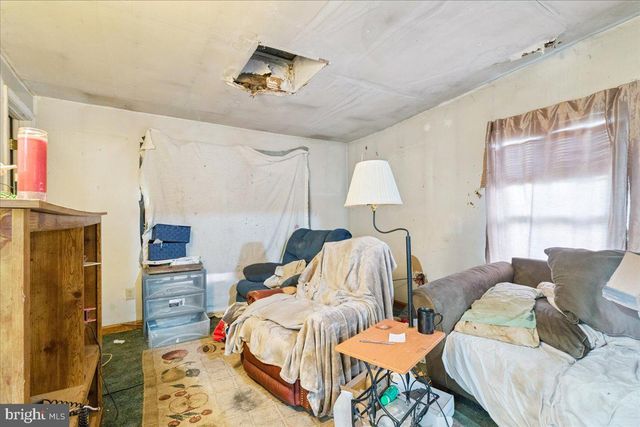 59 CHIPMUNK LN, Harpers Ferry, WV 25425