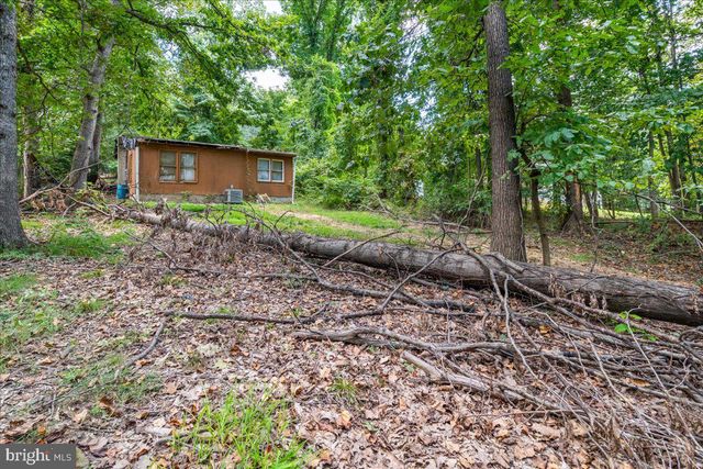 59 CHIPMUNK LN, Harpers Ferry, WV 25425