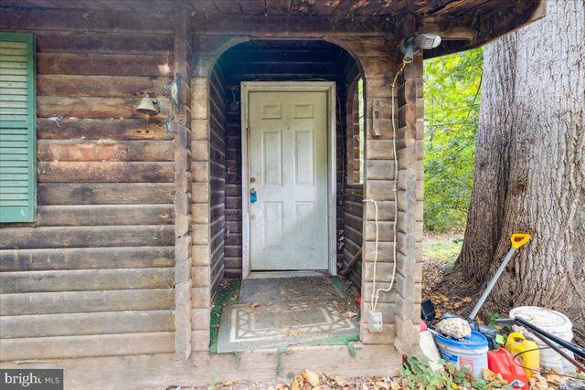 59 CHIPMUNK LN, Harpers Ferry, WV 25425