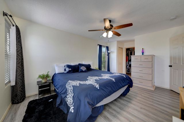 1752 BLUEBERRY Drive NE, Rio Rancho, NM 87144