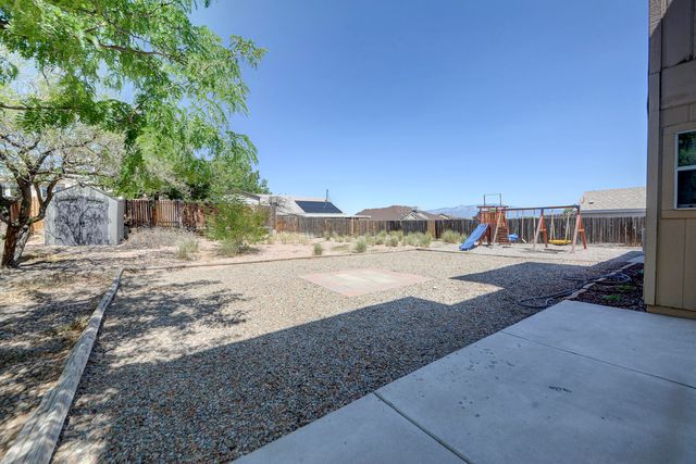 1752 BLUEBERRY Drive NE, Rio Rancho, NM 87144