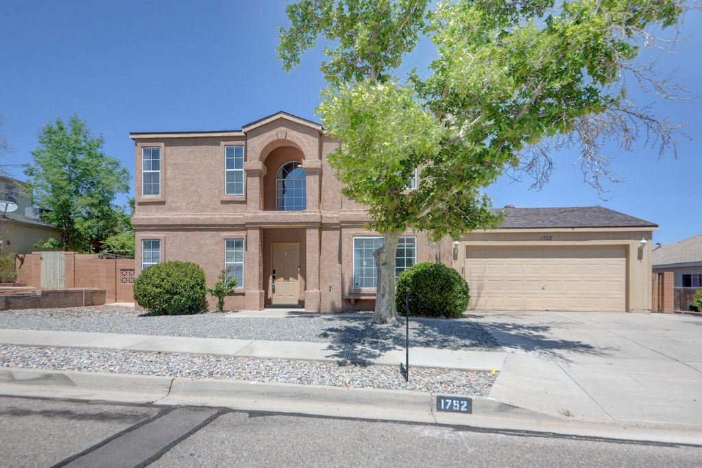 1752 BLUEBERRY Drive NE, Rio Rancho, NM 87144
