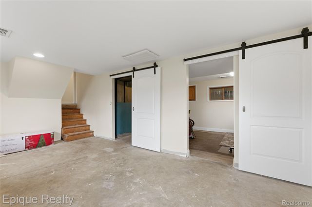 3127 W Woodland Drive, Port Huron, MI 48060