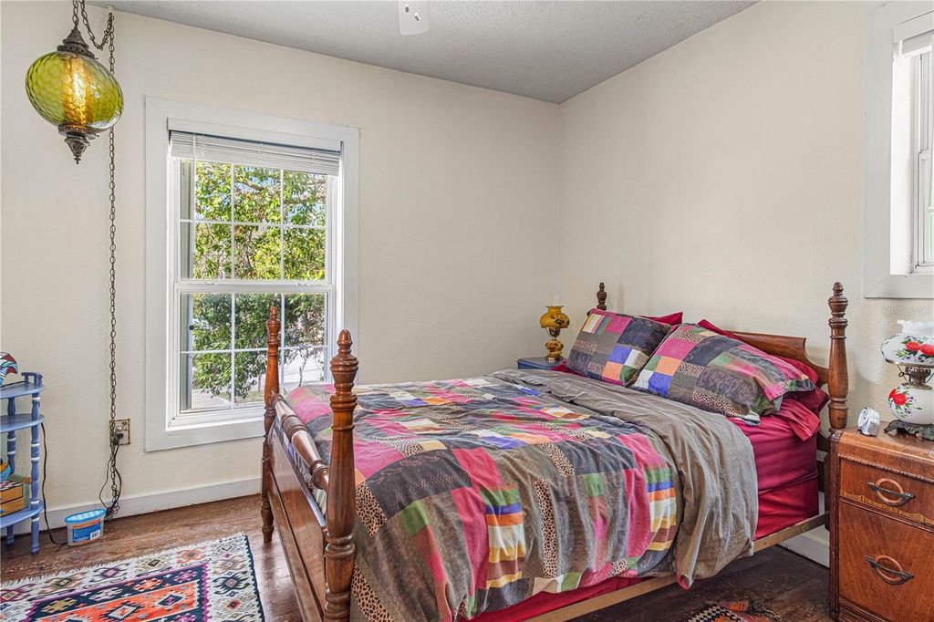 Image 19 of property listing at 208 MARY AVENUE, New Smyrna Beach, FL 32168