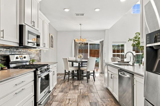 2700 Starburst Drive, Little Elm, TX 75068