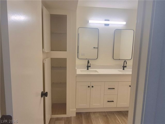 1150 North Buffalo Drive 2039, Las Vegas, NV 89128
