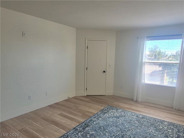 1150 North Buffalo Drive 2039, Las Vegas, NV 89128