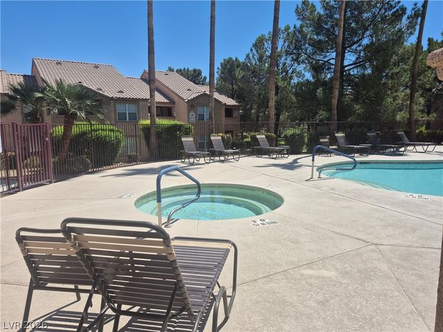 1150 North Buffalo Drive 2039, Las Vegas, NV 89128