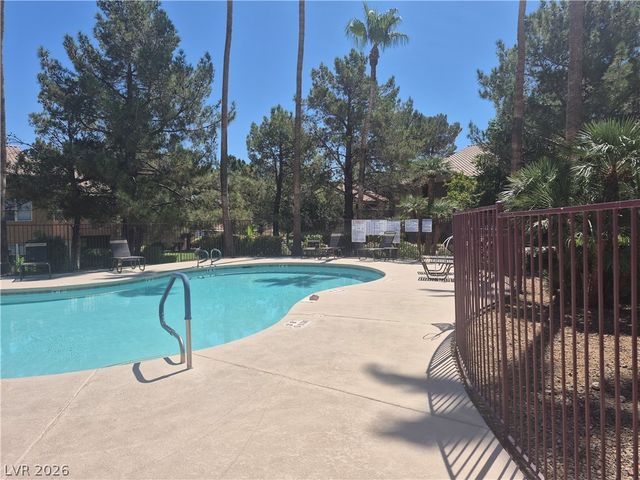 1150 North Buffalo Drive 2039, Las Vegas, NV 89128