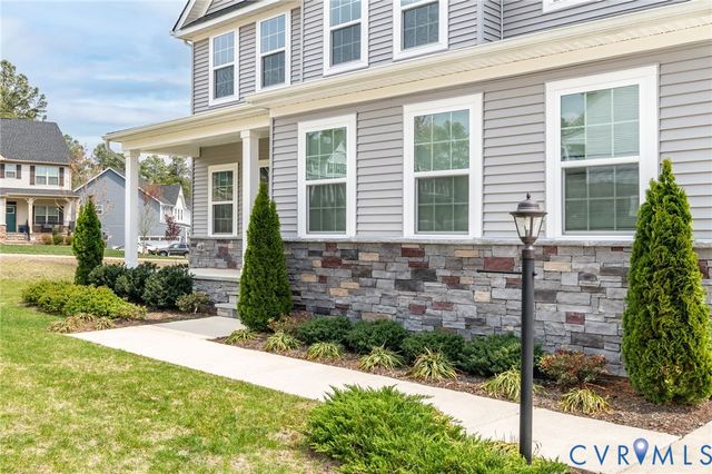 8601 Forge Gate Ln, Chesterfield, VA 23832