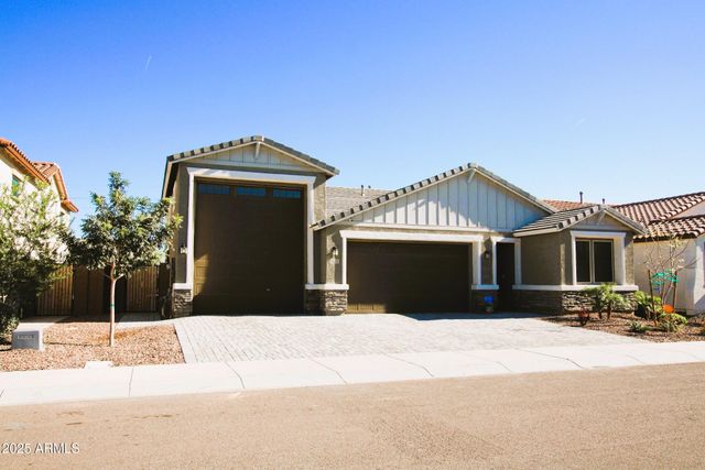925 S 107TH Drive, Avondale, AZ 85323