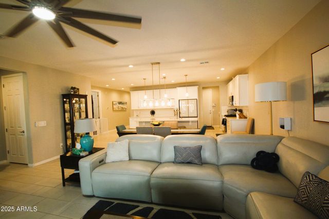 925 S 107TH Drive, Avondale, AZ 85323