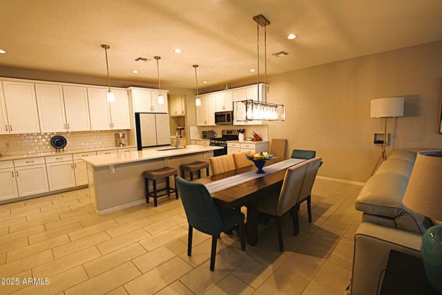 925 S 107TH Drive, Avondale, AZ 85323